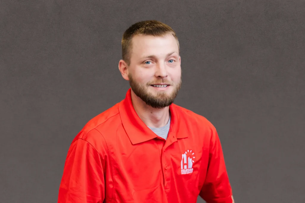 justin chamberlain headshot-heartland roofing-des moines