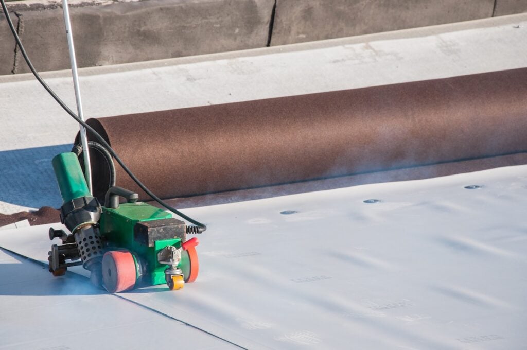 heat tool melting pvc material on roof